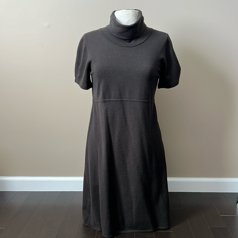 NWT Theory brown wool turtleneck short sleeve dress sz L